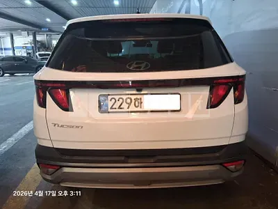 Photo 1 of 32: 2025 Hyundai Tucson, VIN KMHJC81BGSU405365 — Korean insurance auction