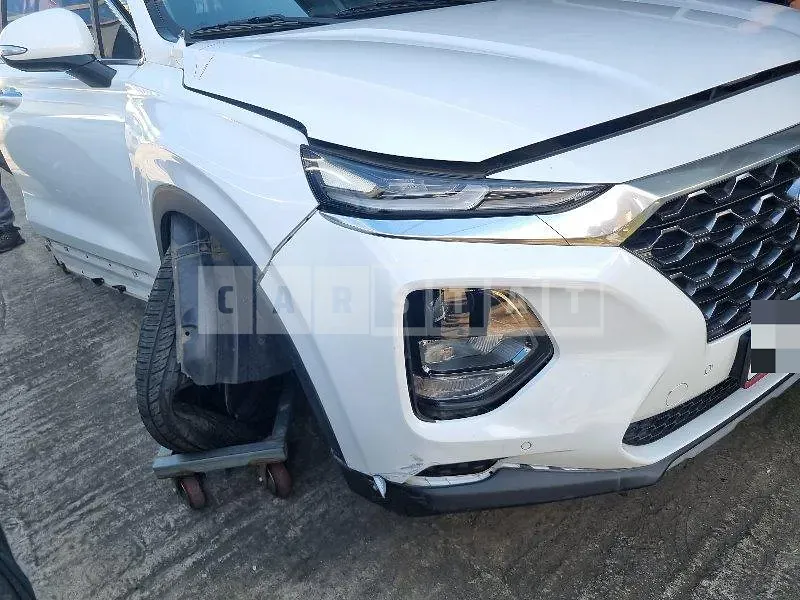 Photo 2 of 18: 2019 Hyundai Santa Fe TM 2.0 4WD, VIN KMHS281BDLU194522 — Korean insurance auction