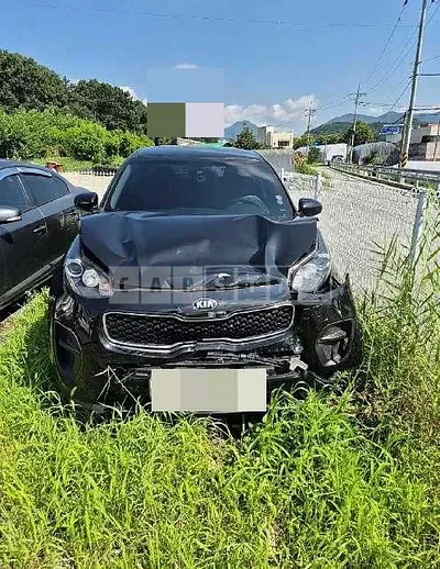 Photo 1 of 27: 2016 Kia Sportage — Korean insurance auction