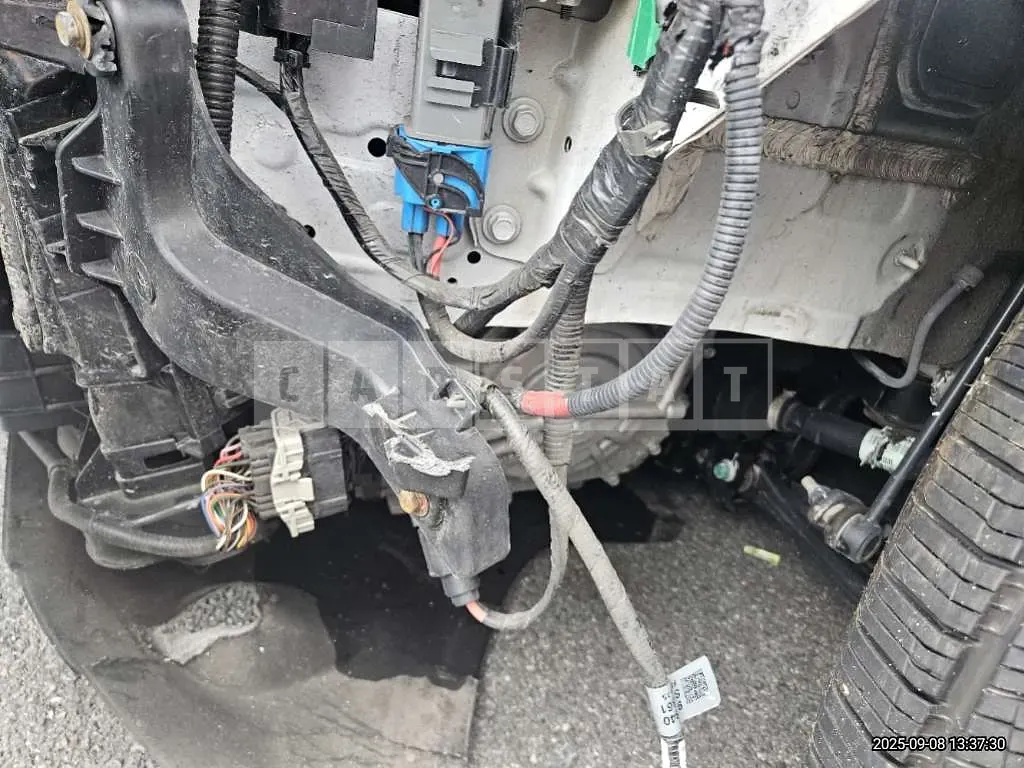 Photo 2 of 13: 2019 Hyundai Santa Fe TM — Korean insurance auction