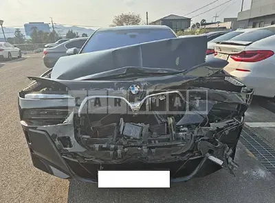 Photo 1 of 28: 2024 BMW 740i xDrive — Korean insurance auction