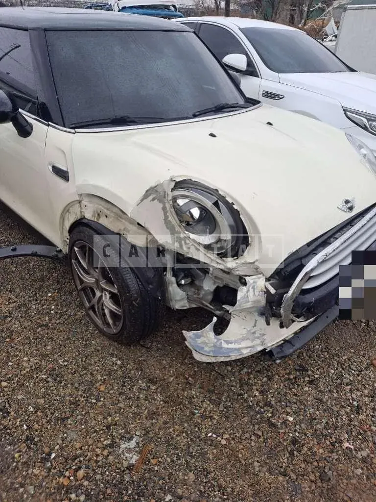 Photo 3 of 3: 2015 MINI Cooper — Korean insurance auction