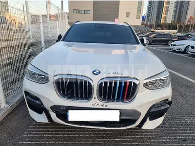 Photo 1 of 41: 2021 BMW X4 xDrive20i, VIN WBA2V9101M9E20736 — Korean insurance auction