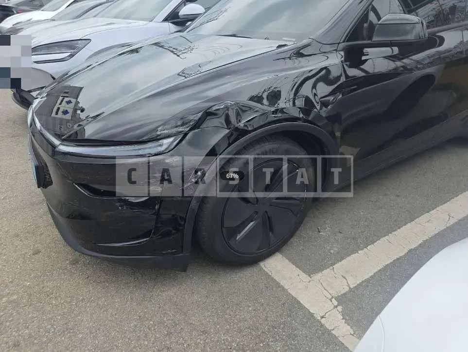 Photo 2 of 9: 2026 Tesla Model Y Premium RWD — Korean insurance auction