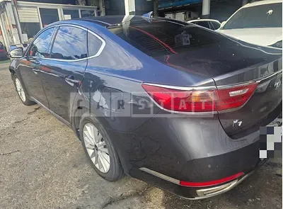 Photo 1 of 16: 2017 Kia K7 — Korean insurance auction