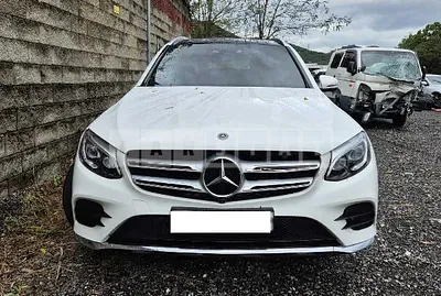 Photo 1 of 41: 2019 Mercedes-Benz GLC300 4Matic — Korean insurance auction
