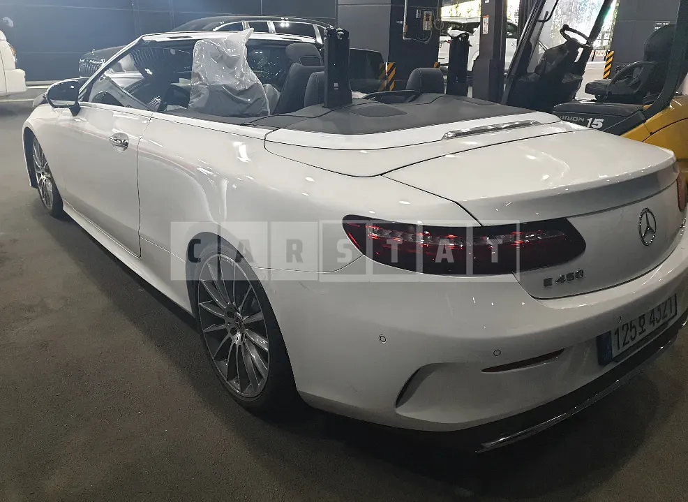 Photo 2 of 5: 2022 Mercedes-Benz E450 4Matic, VIN W1K1K5KBXNF177465 — Korean insurance auction