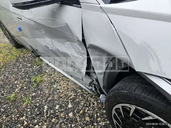 Photo 2 of 25: 2024 Hyundai IONIQ 5 — Korean insurance auction