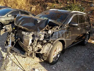 Photo 1 of 34: 2015 Kia Sorento, VIN KNAPK81ABFA013597 — Korean insurance auction