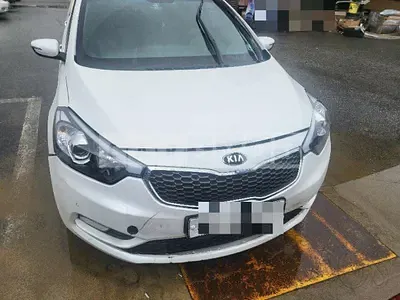Photo 1 of 26: 2015 Kia K3 1.6 — Korean insurance auction