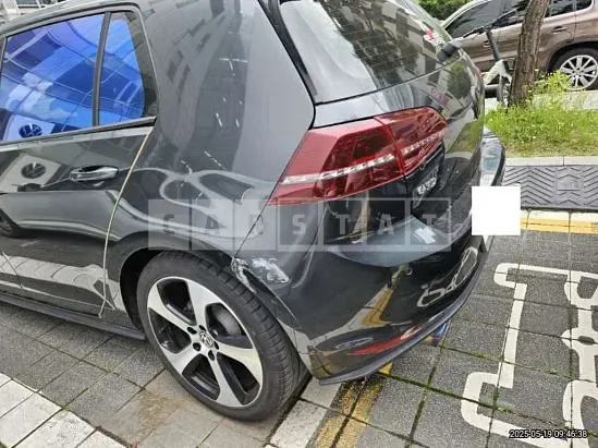 Photo 2 of 6: 2015 Volkswagen Golf GTD — Korean insurance auction