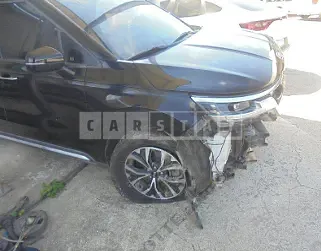 Photo 2 of 21: 2021 Kia Carnival — Korean insurance auction