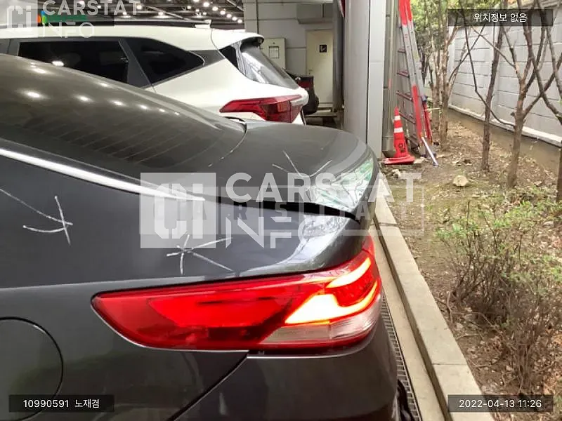 Photo 2 of 23: 2016 Kia K5, VIN KNAGX411BHA128166 — Korean insurance auction