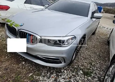 Photo 1 of 26: 2020 BMW 520i Luxury, VIN WBAJK9107LCD38418 — Korean insurance auction