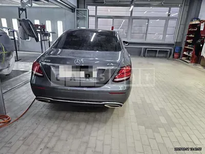 Photo 1 of 25: 2017 Mercedes-Benz E400 4Matic — Korean insurance auction