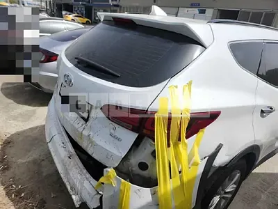 Photo 1 of 12: 2017 Hyundai Santa Fe 2.0, VIN KMHSW81UBJU804942 — Korean insurance auction
