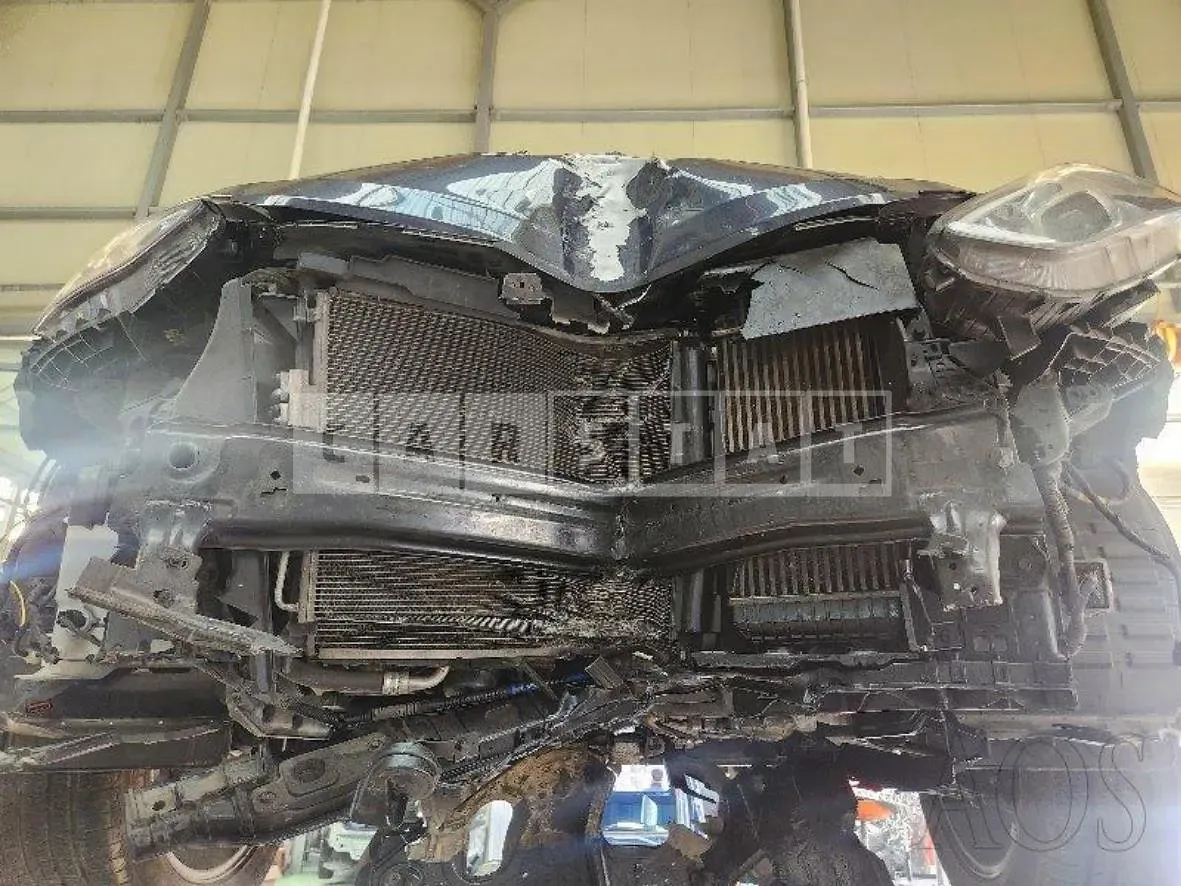 Photo 2 of 36: 2015 Hyundai Santa Fe 2.0 (4WD), VIN KMHSW81UDFU486283 — Korean insurance auction