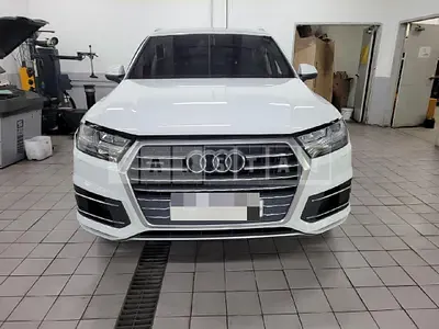 Photo 1 of 44: 2019 Audi Q7 45 TFSI quattro, VIN WAUZZZ4M4KD045689 — Korean insurance auction