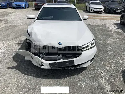 Photo 1 of 17: 2023 BMW 530i xDrive — Korean insurance auction