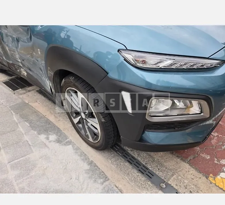 Photo 2 of 14: 2018 Hyundai Kona 1.6 — Korean insurance auction