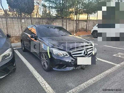 Photo 1 of 19: 2015 Mercedes-Benz E250 BlueTec 4Matic, VIN WDDHF9HB5GB260233 — Korean insurance auction