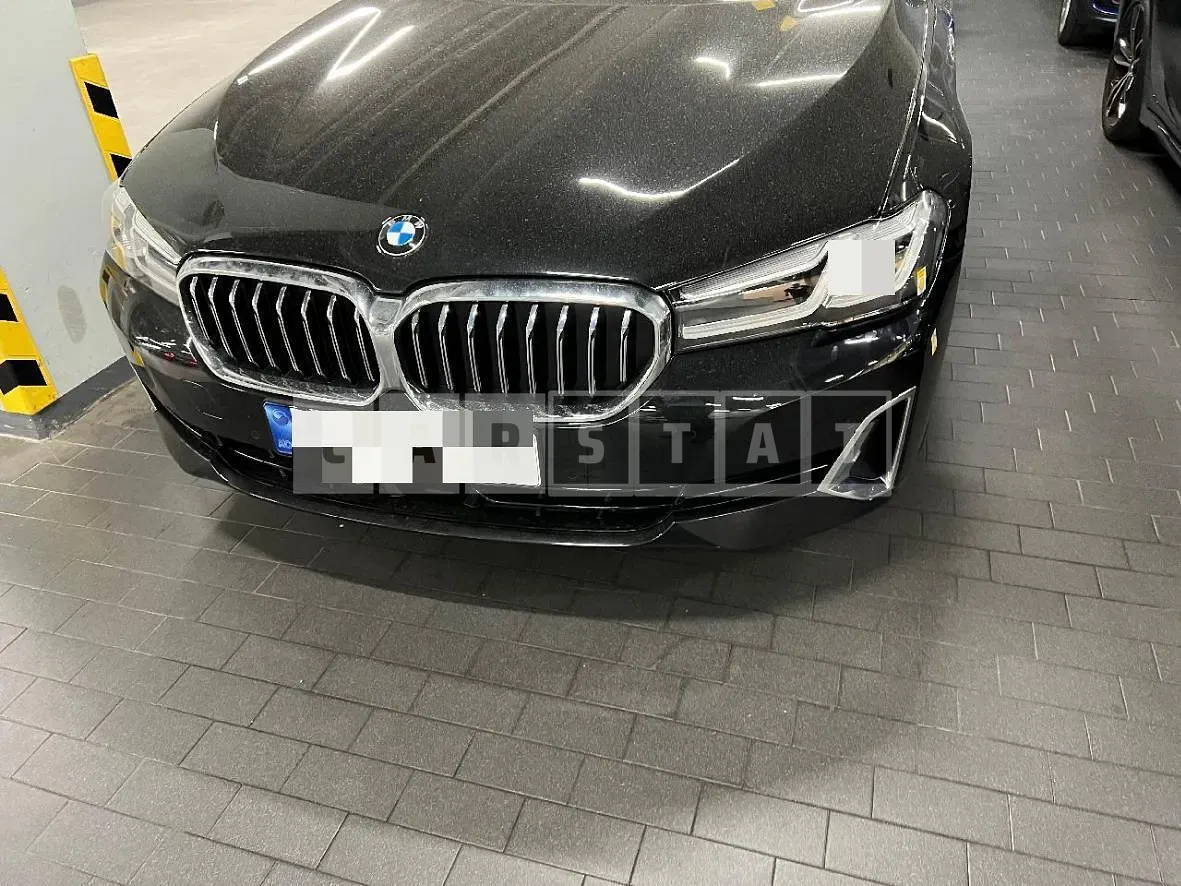 Photo 3 of 3: 2022 BMW (parts) 520i Headlamp, VIN WBA11BH04NWX62220 — Korean insurance auction