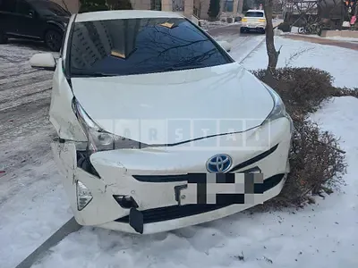 Photo 1 of 18: 2017 Toyota Prius, VIN JTDKBRFU1H3580077 — Korean insurance auction