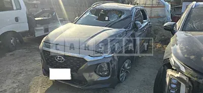 Photo 1 of 23: 2019 Hyundai Santa Fe — Korean insurance auction