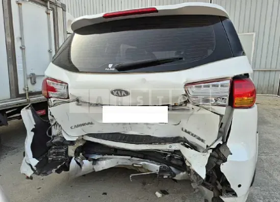 Photo 2 of 24: 2016 Kia Carnival Limousine — Korean insurance auction