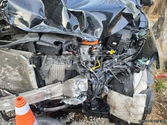 Photo 2 of 19: 2022 Kia Sorento — Korean insurance auction
