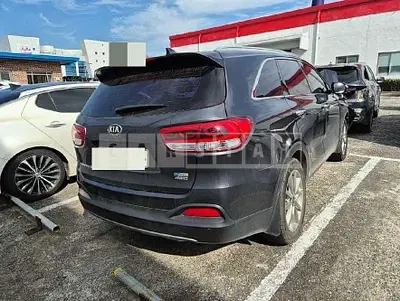 Photo 1 of 16: 2017 Kia Sorento 4WD — Korean insurance auction