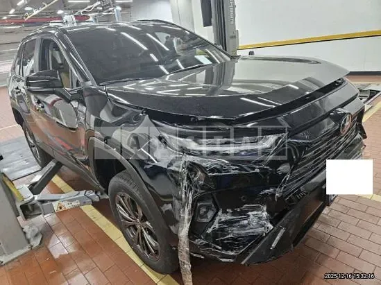 Photo 2 of 19: 2025 Toyota RAV4 Hybrid AWD — Korean insurance auction