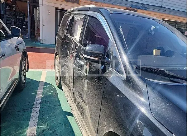 Photo 2 of 24: 2016 Kia Carnival, VIN KNAMC81ABGS084951 — Korean insurance auction