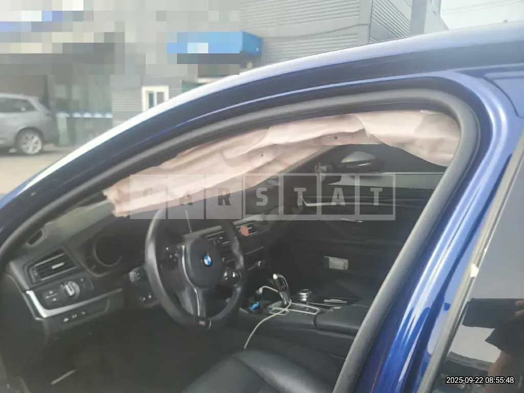 Photo 2 of 11: 2016 BMW 520d — Korean insurance auction