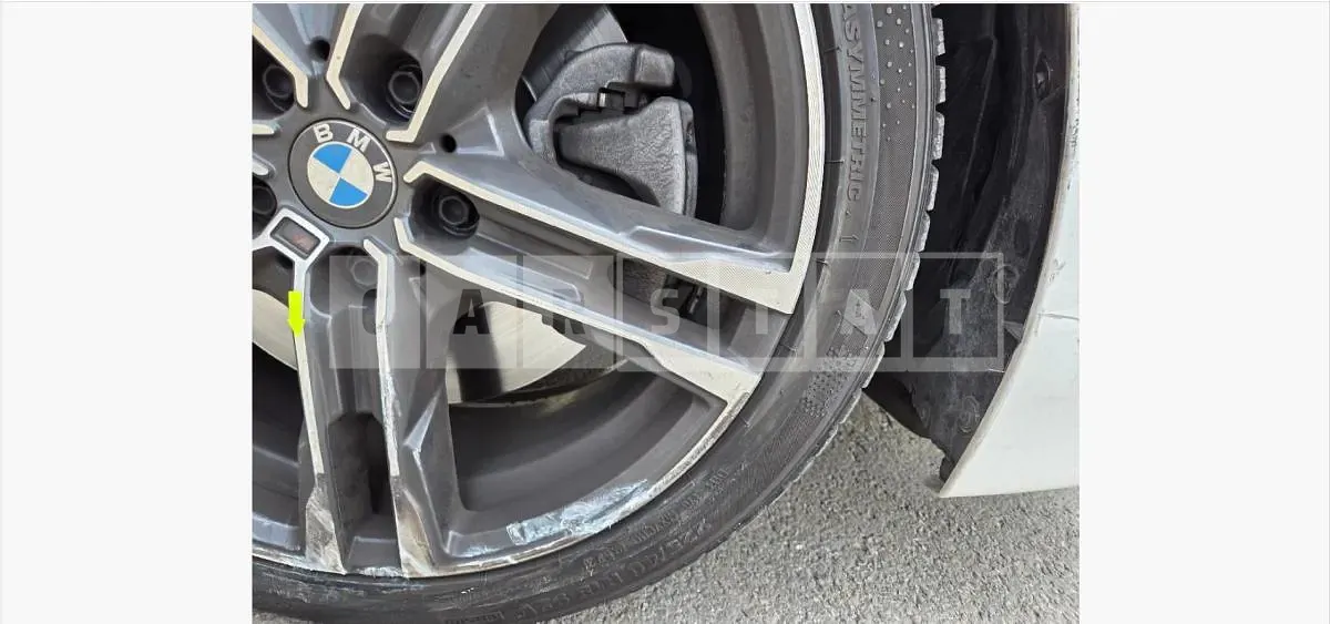 Photo 2 of 26: 2023 BMW 120i — Korean insurance auction