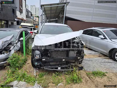 Photo 1 of 13: 2021 Hyundai Tucson, VIN KMHJB81BGNU102406 — Korean insurance auction