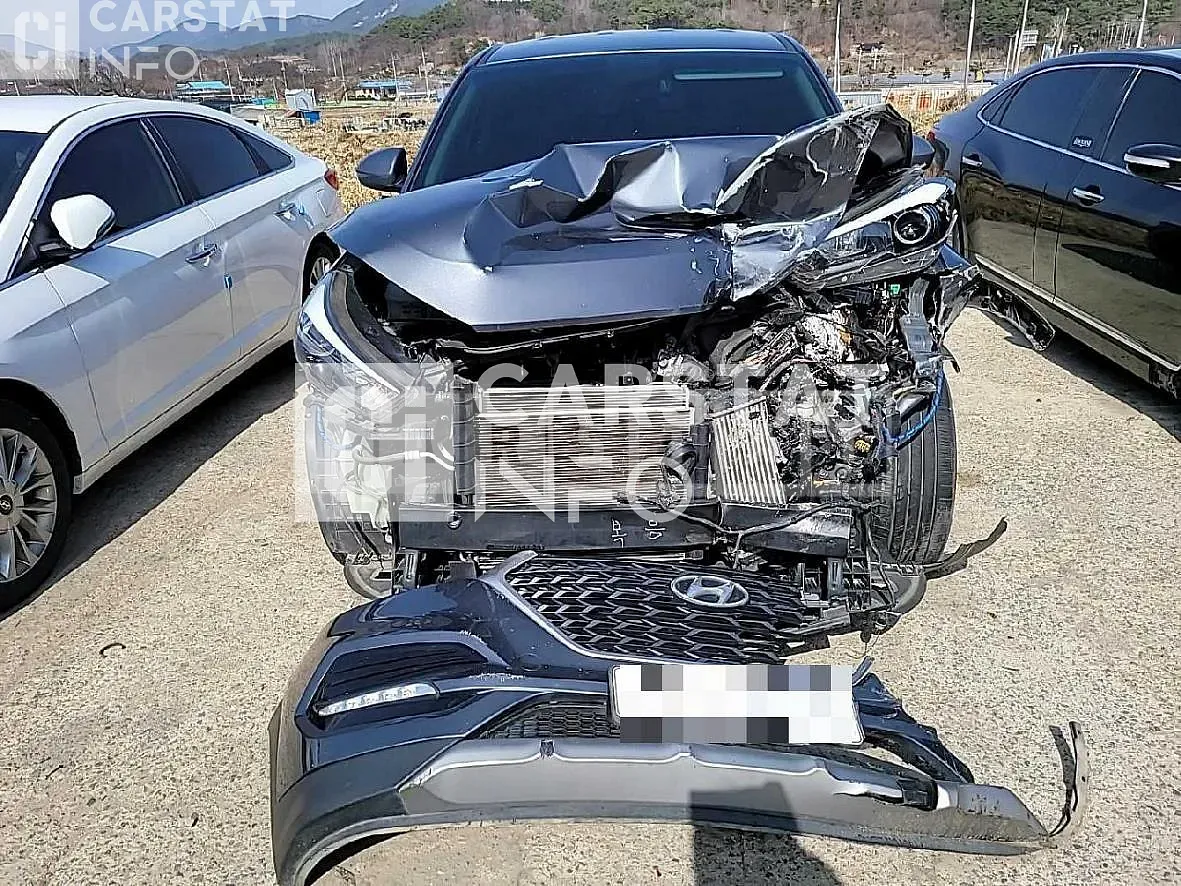 Photo 2 of 8: 2017 Hyundai Tucson, VIN KMHJ2815GJU555398 — Korean insurance auction