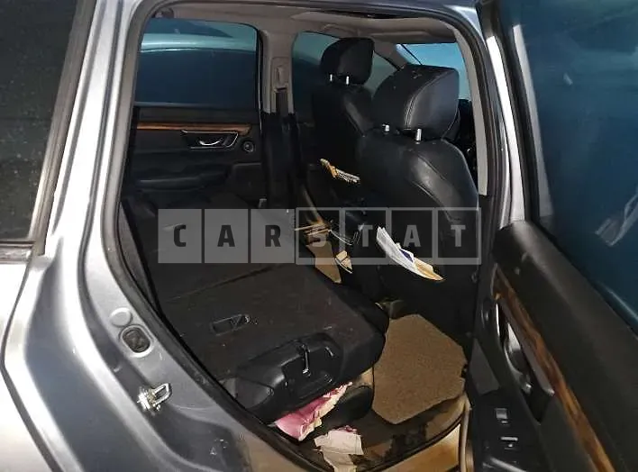 Photo 2 of 10: 2019 Honda CR-V 4WD — Korean insurance auction