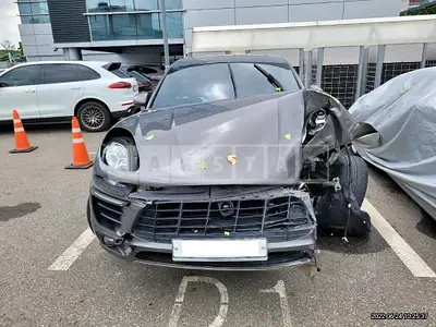 Photo 1 of 38: 2015 Porsche Macan S, VIN WP1AD2957FLB83227 — Korean insurance auction