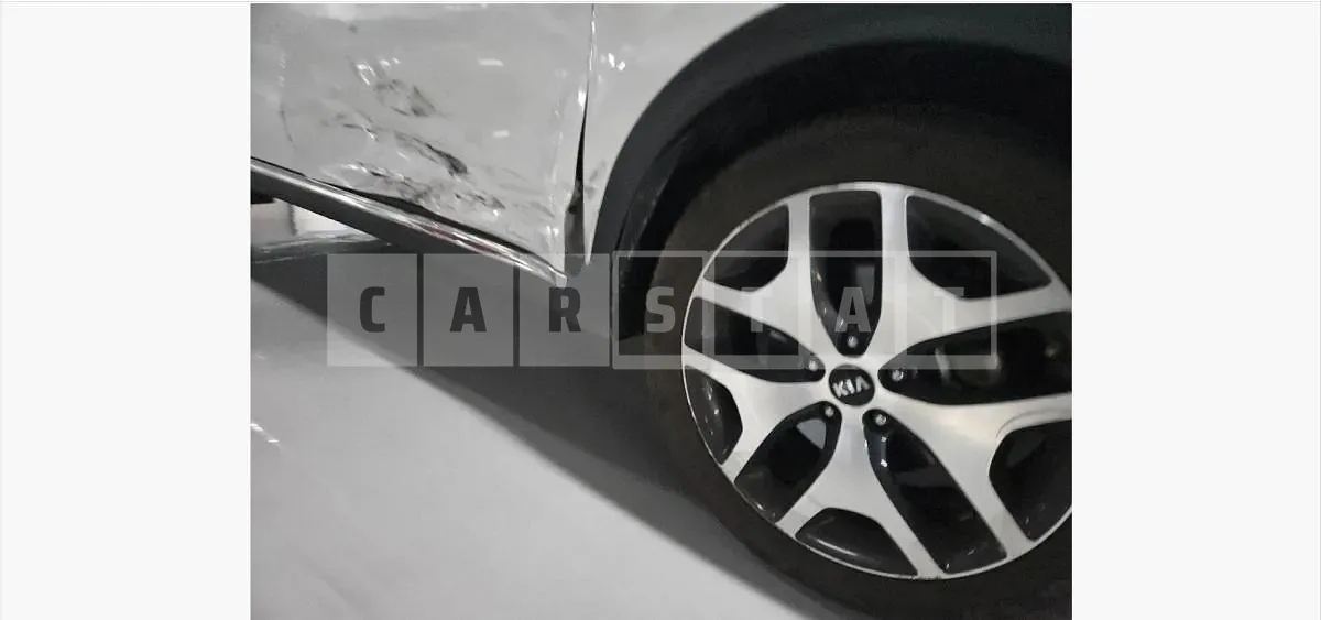 Photo 2 of 10: 2017 Kia Sportage — Korean insurance auction