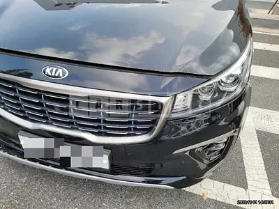 Photo 1 of 18: 2020 Kia Carnival, VIN KNAME81ABLS637940 — Korean insurance auction