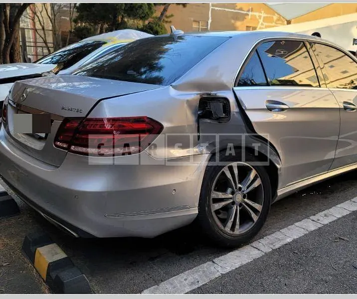 Photo 2 of 12: 2015 Mercedes-Benz E220 BlueTec — Korean insurance auction