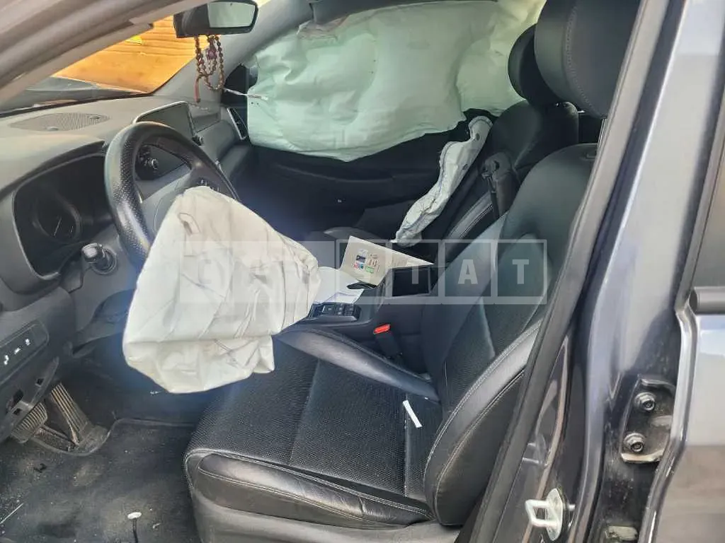 Photo 2 of 8: 2019 Hyundai Tucson, VIN KMHJ5812GKU933709 — Korean insurance auction