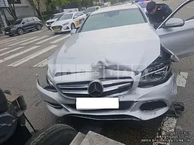 Photo 1 of 7: 2015 Mercedes-Benz C220 BlueTec — Korean insurance auction