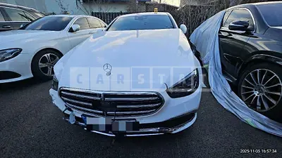 Photo 1 of 28: 2023 Mercedes-Benz E300 e 4Matic — Korean insurance auction