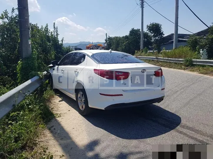 Photo 2 of 4: 2014 Kia K5 2.0 (Rent Car) — Korean insurance auction