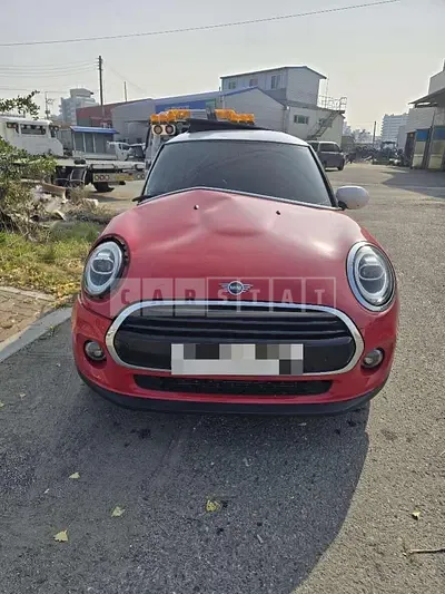 Photo 1 of 11: 2020 MINI Cooper — Korean insurance auction