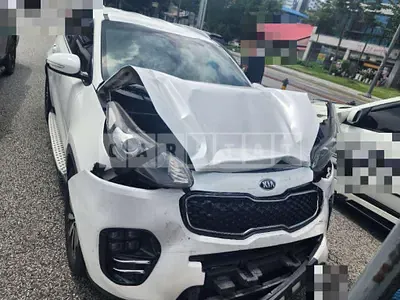 Photo 1 of 11: 2016 Kia Sportage 1.7 — Korean insurance auction