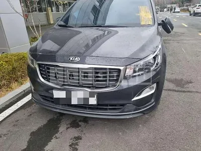 Photo 1 of 13: 2018 Kia Carnival, VIN KNHMF37ABKS455828 — Korean insurance auction