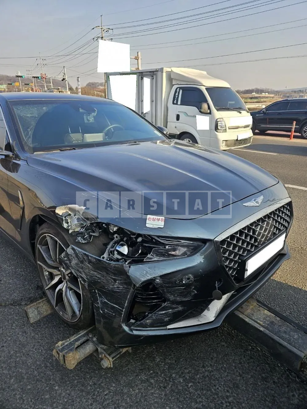 Photo 2 of 9: 2019 Genesis G70, VIN KMTG341ABKU054845 — Korean insurance auction